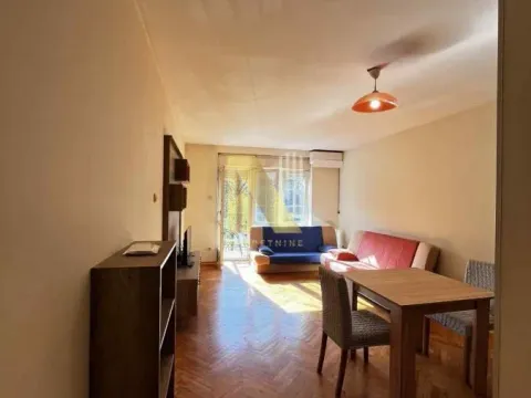 Izdavanje, garsonjera, 29m², Grbavica, Novi Sad Sve Podlokacije - image 4