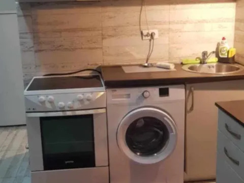 Rent, one bedroom apartment, 50m², Kalimanj, Tivat - image 2