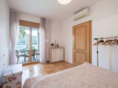 Sale, one bedroom apartment, 60m², Kamenari, Herceg Novi - image 8