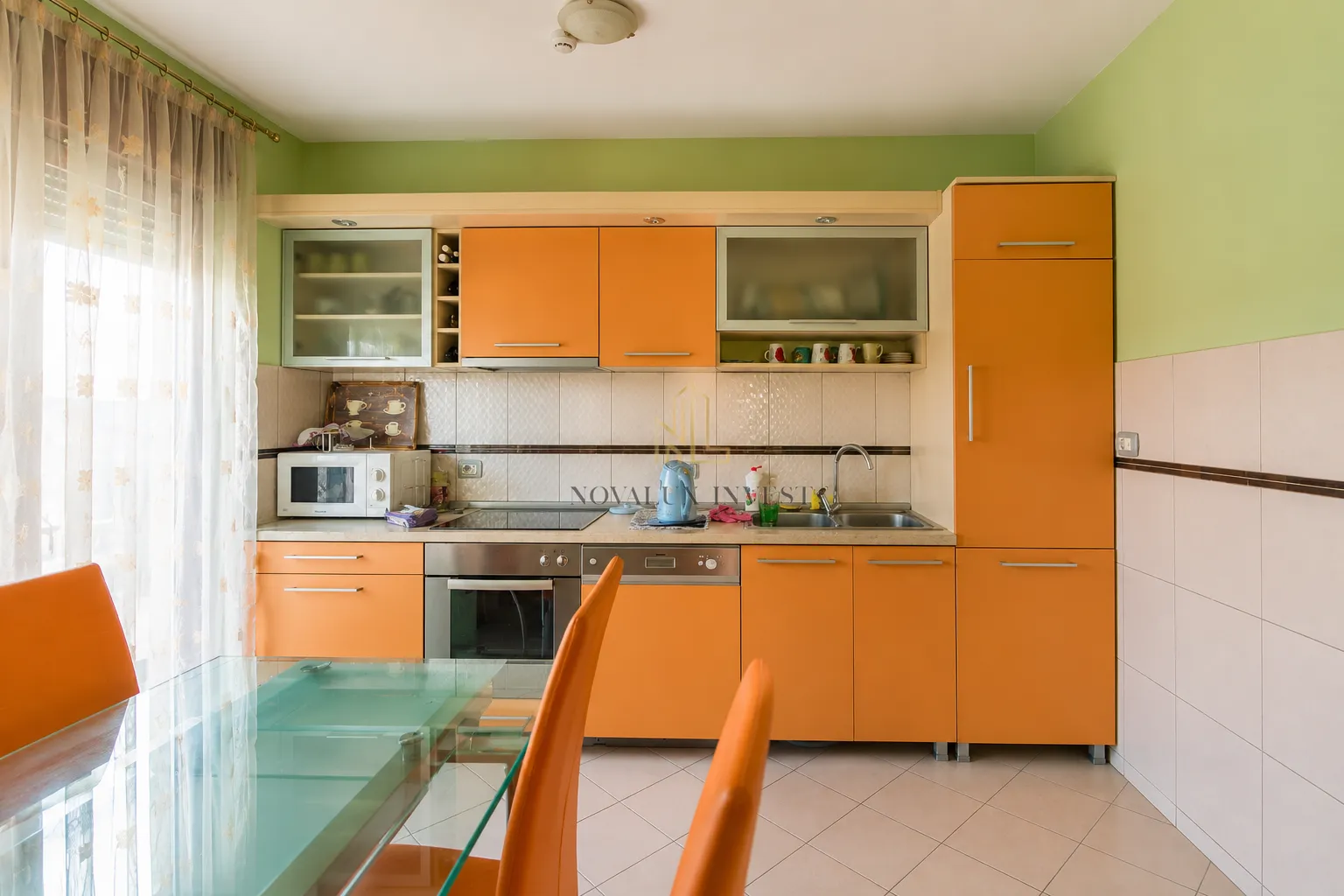 Prodaja, trosoban stan, 200m², Preko Morače, Podgorica