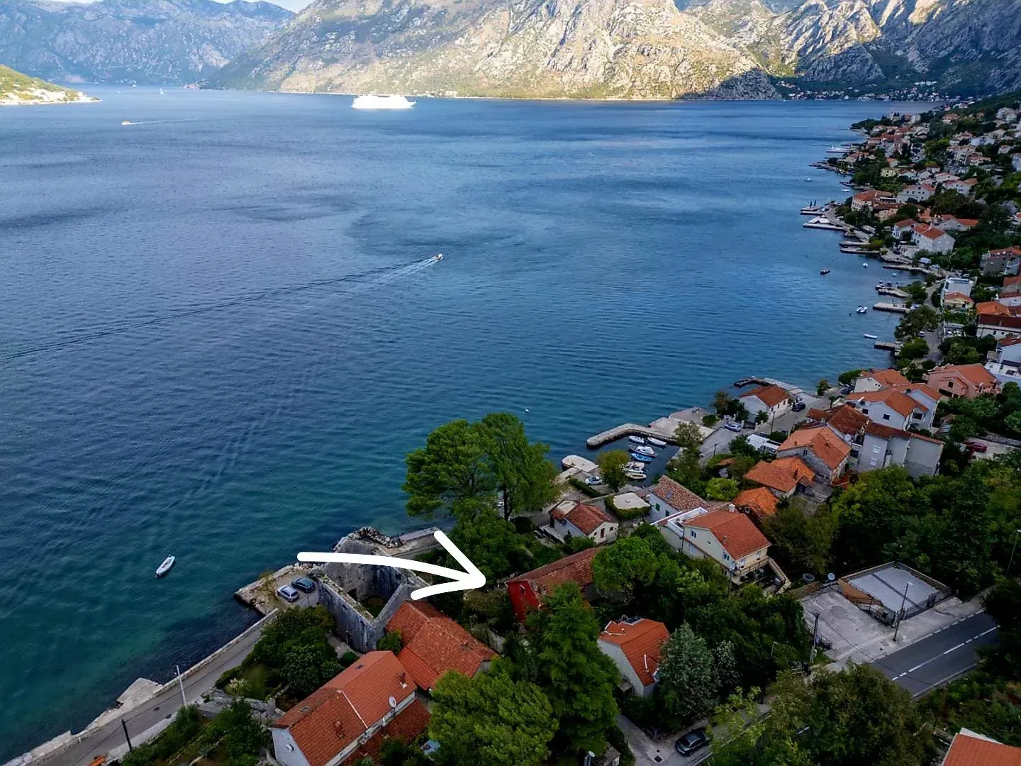 Prodaja, kuća, 180m², Dobrota, Kotor