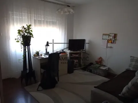 Prodaja, kuća, 198m², Veternik, Novi Sad Sve Podlokacije - image 11