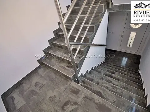 Prodaja, kuća, 331m², Igalo, Herceg Novi - image 10