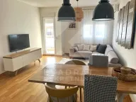 Izdavanje, dvosoban stan, 64m², City Kvart, Podgorica - image 1