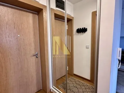 Izdavanje, dvosoban stan, 43m², Bulevar Evrope, Novi Sad Sve Podlokacije - image 12