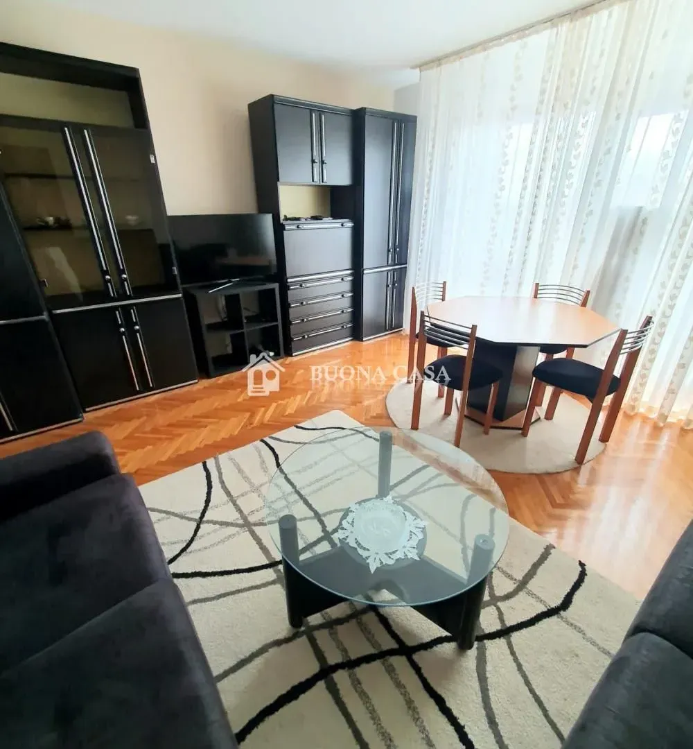 Izdavanje, jednosoban stan, 44m², Vračar Sve Podlokacije, Beograd