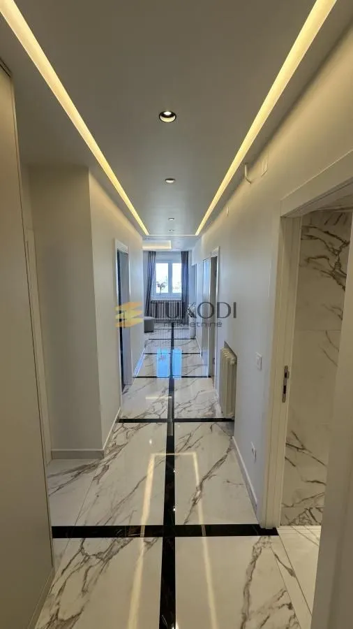 Rent, three bedroom apartment, 67m², Tašmajdan, Palilula Sve Podlokacije