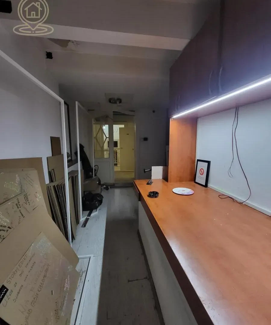 Rent, office space, 100m², Medijana, Niš
