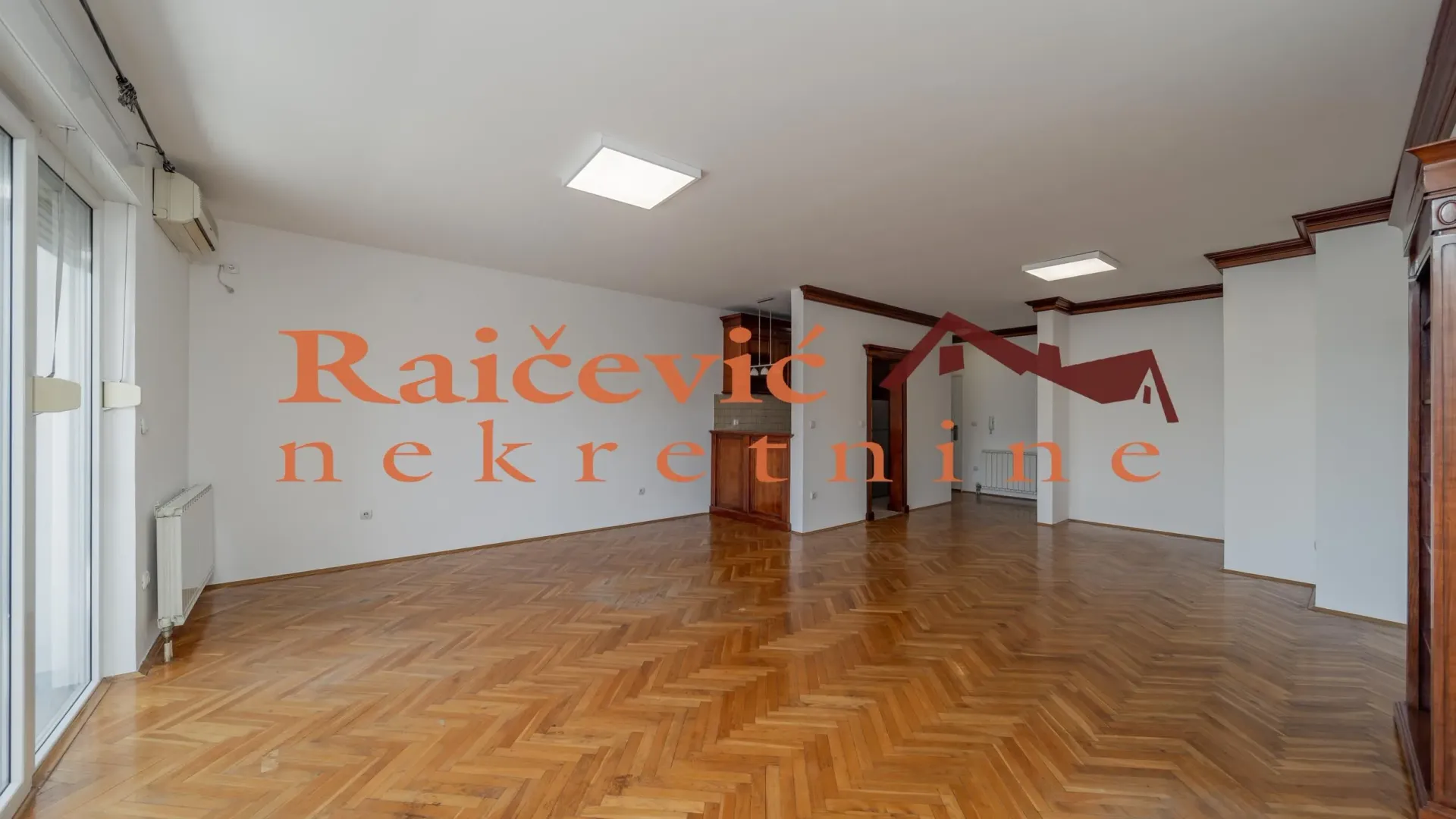 Prodaja, četvorosoban stan, 117m², Savski Venac, Beograd