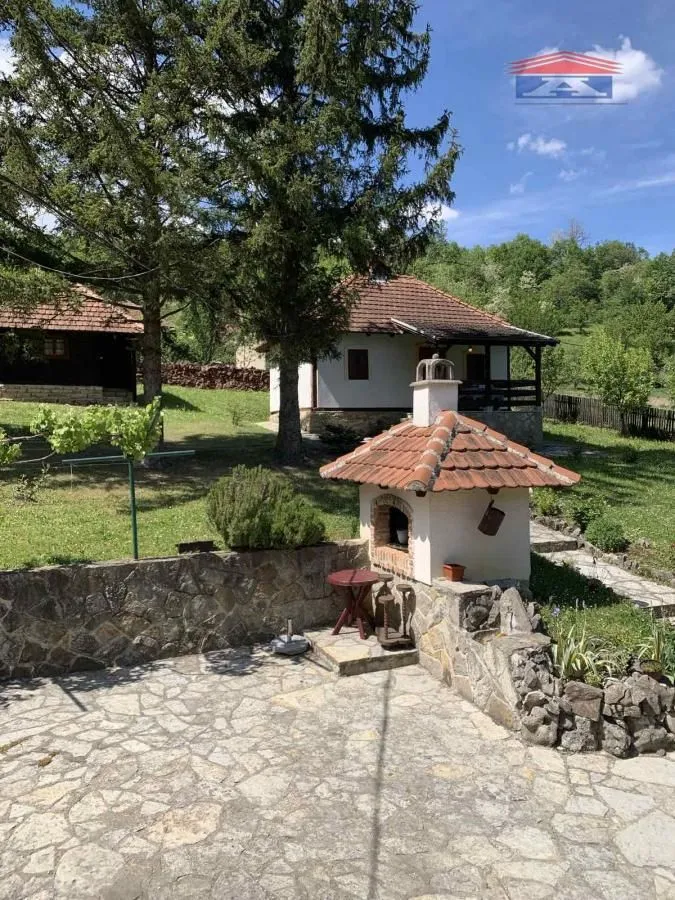 Prodaja, kuća, 146m², Ba, Ljig