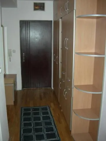 Rent, one bedroom apartment, 37m², Slavija, Vračar Sve Podlokacije
