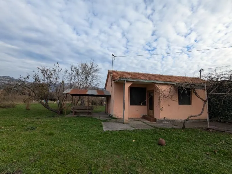 Prodaja, kuća, 30m², Bar, Crna Gora