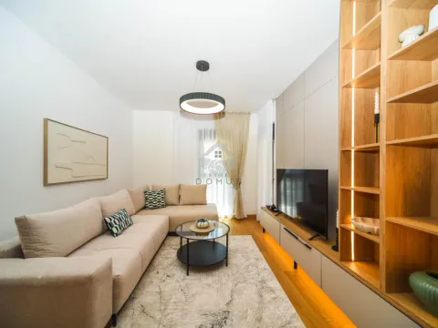 Rent, one bedroom apartment, 43m², Podgorica, Crna Gora - image 1
