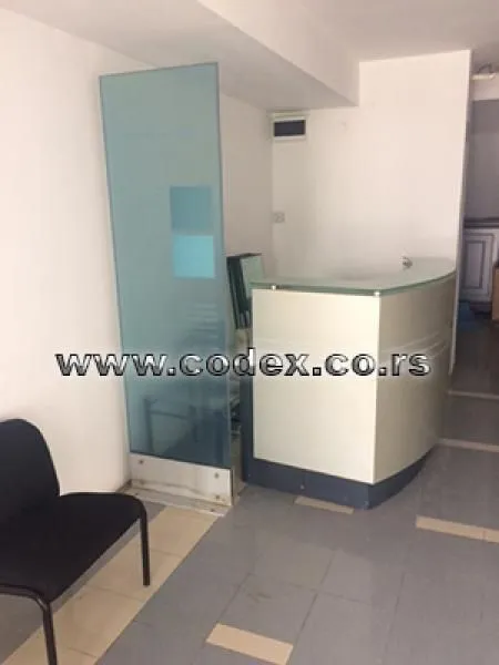 Izdavanje, poslovni prostor, 705m², Zemun Gornji Grad, Zemun Sve Podlokacije