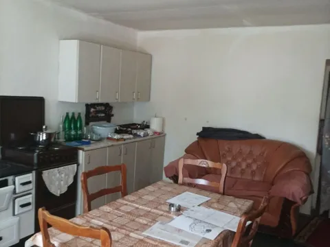 Prodaja, kuća, 59m², Cetinje, Crna Gora - image 4