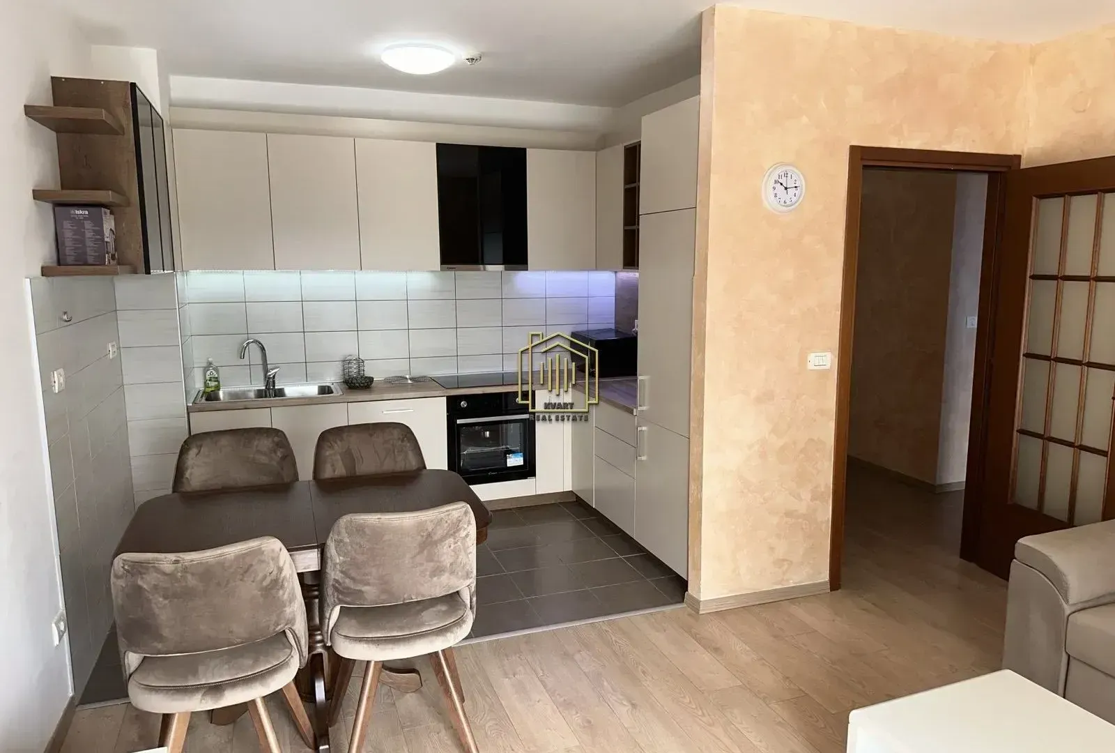 Rent, two bedroom apartment, 75m², City Kvart, Podgorica
