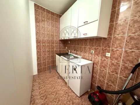 Izdavanje, garsonjera, 36m², Centar, Podgorica - image 5