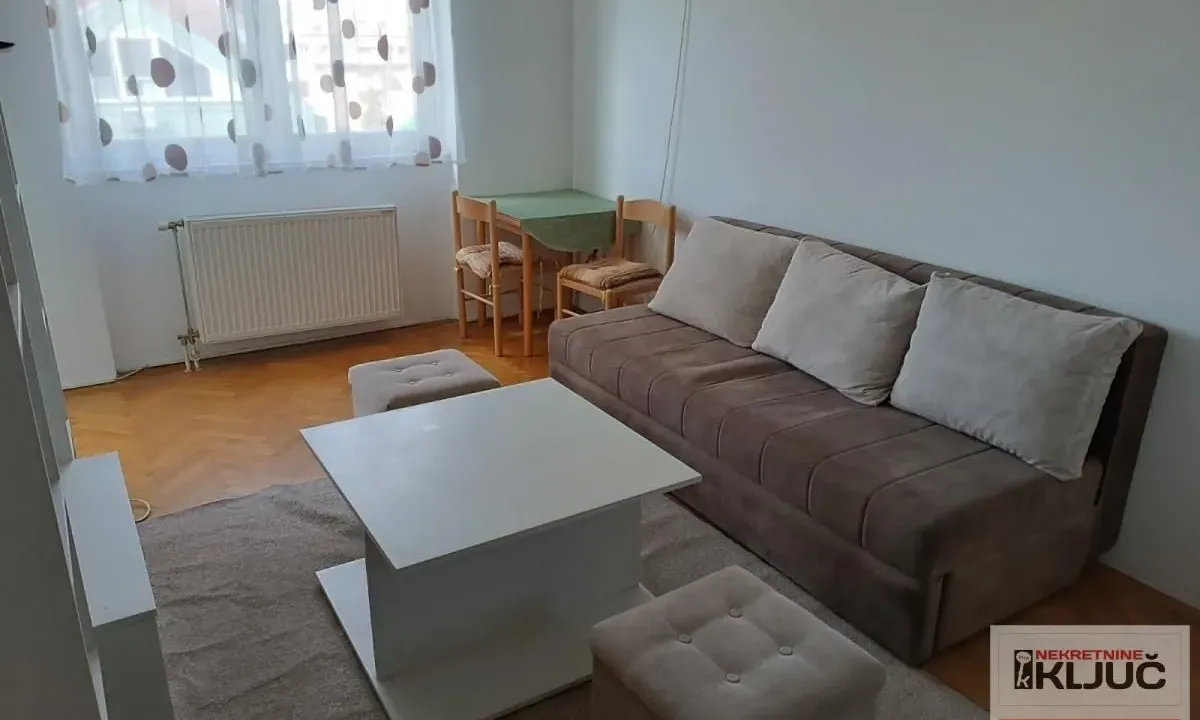 Izdavanje, jednosoban stan, 38m², Grbavica, Novi Sad Sve Podlokacije