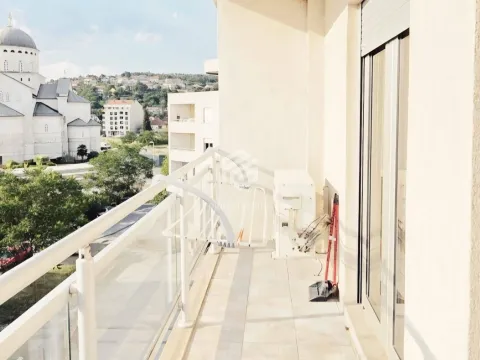 Rent, one bedroom apartment, 49m², Preko Morače, Podgorica - image 9