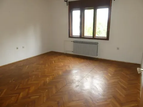 Sale, house, 250m², Strelište, Jagodina - image 23