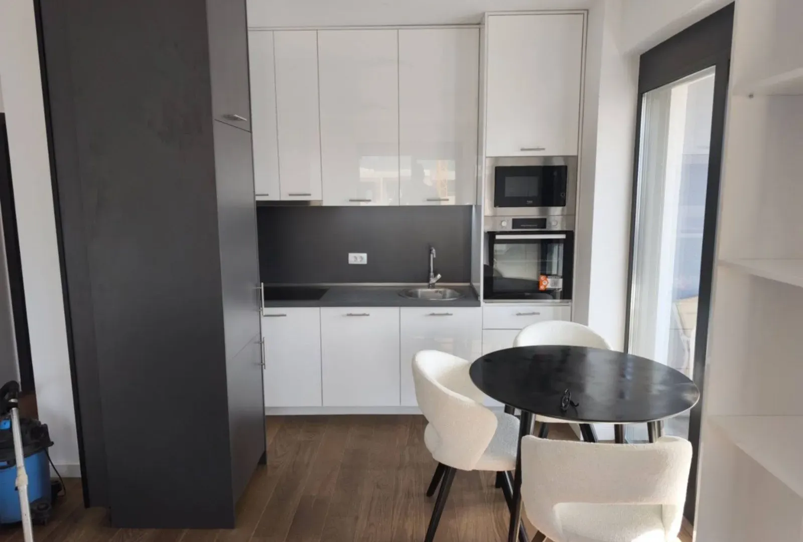 Rent, one bedroom apartment, 49m², Centar, Bar