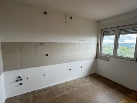 Prodaja, trosoban stan, 65m², Farmaceutski Fakultet, Voždovac Sve Podlokacije - image 3