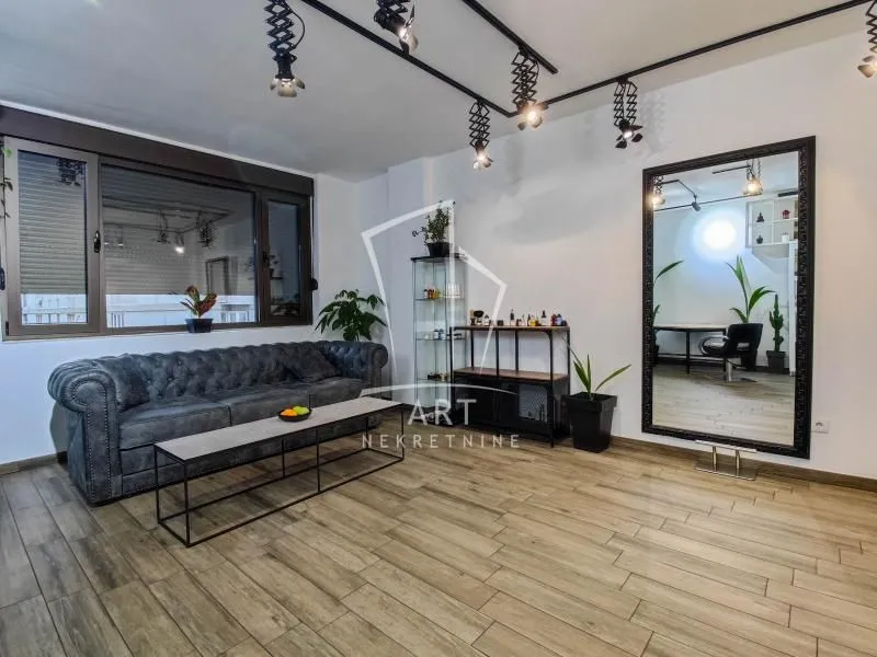 Prodaja, trosoban stan, 77m², Crveni Krst, Beograd