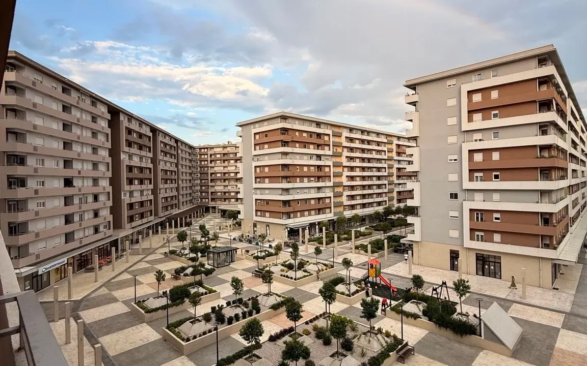 Rent, office space, 49m², Central Point, Podgorica