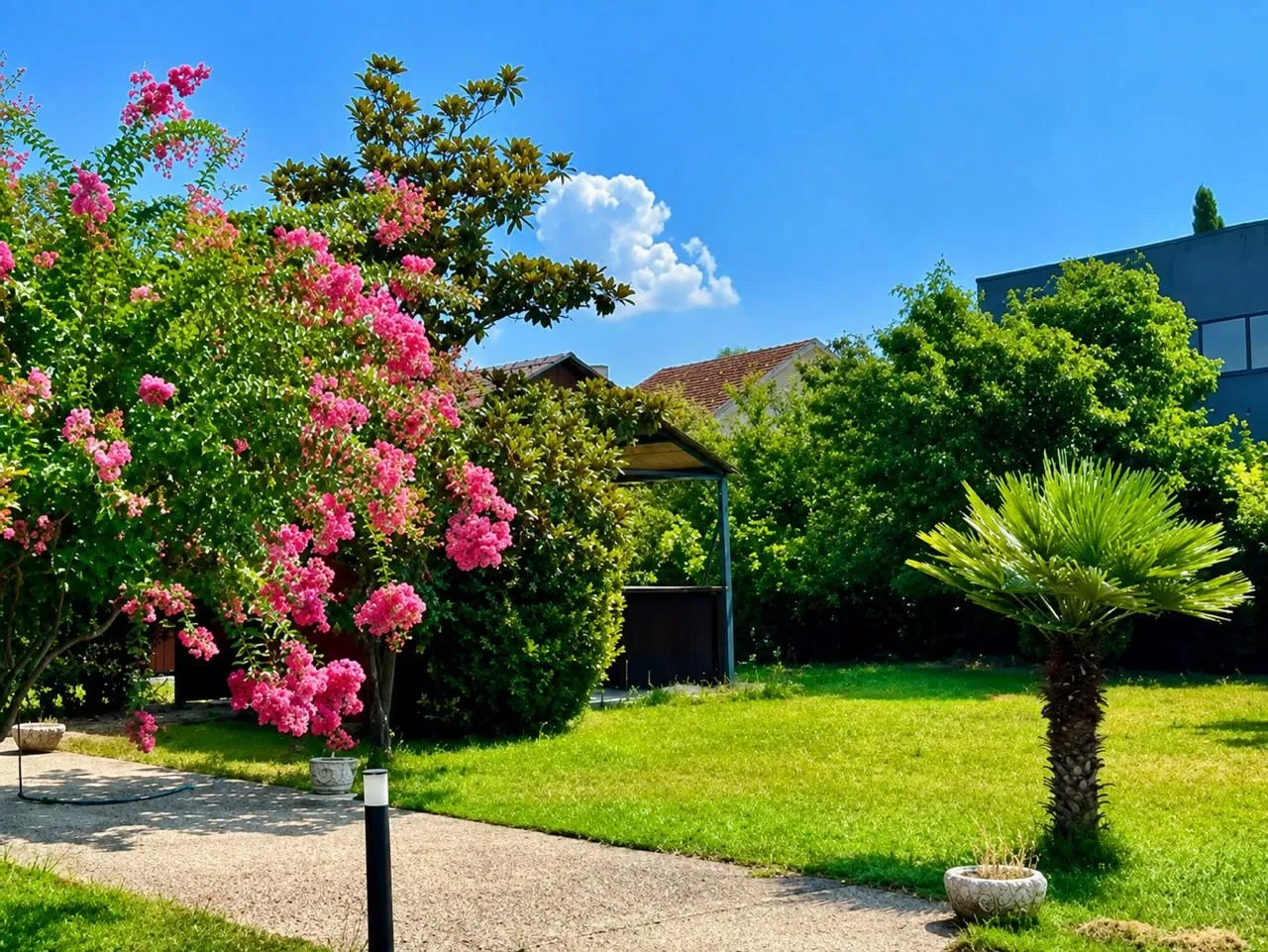 Rent, house, 110m², Donja Gorica, Podgorica