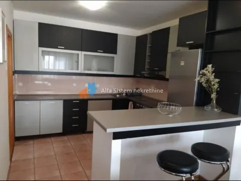 Izdavanje, dvosoban stan, 78m², Južni Bulevar, Vračar Sve Podlokacije - image 4