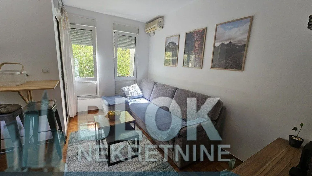 Rent, one bedroom apartment, 40m², Centar, Podgorica