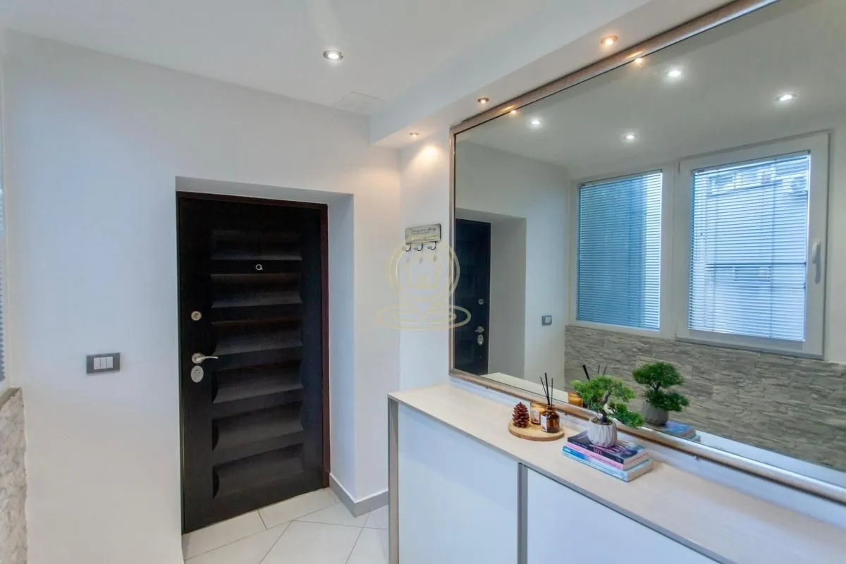 Rent, two bedroom apartment, 53m², Stari Grad, Beograd