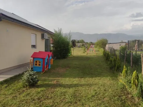 Rent, house, 120m², Danilovgrad, Crna Gora - image 21