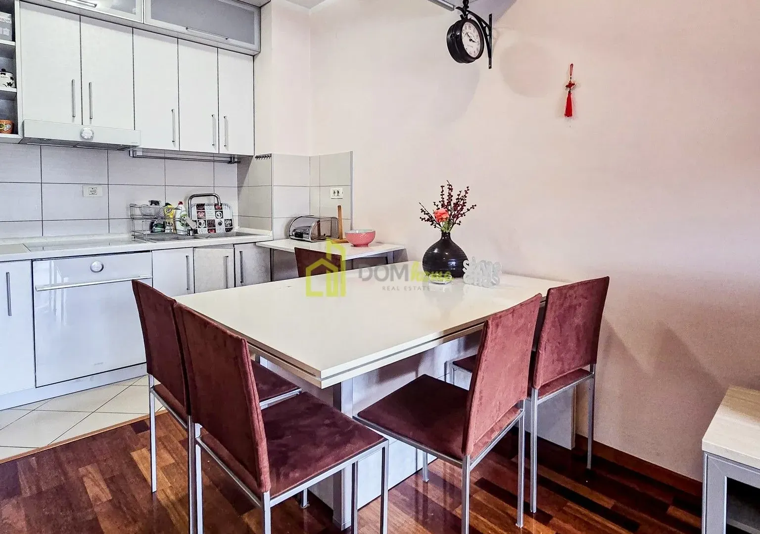 Rent, two bedroom apartment, 70m², City Kvart, Podgorica