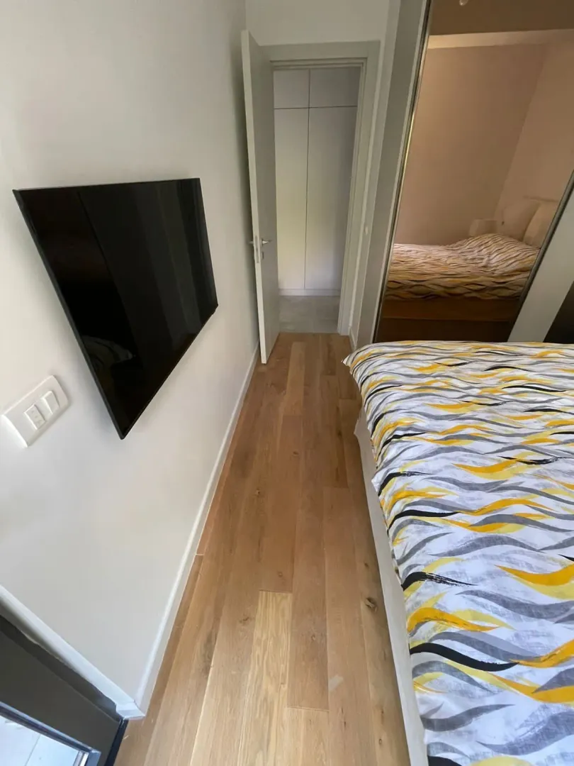 Izdavanje, jednosoban stan, 40m², Bečići, Budva