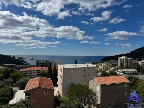 Prodaja, četvorosoban stan, 176m², Petrovac, Budva - image 25