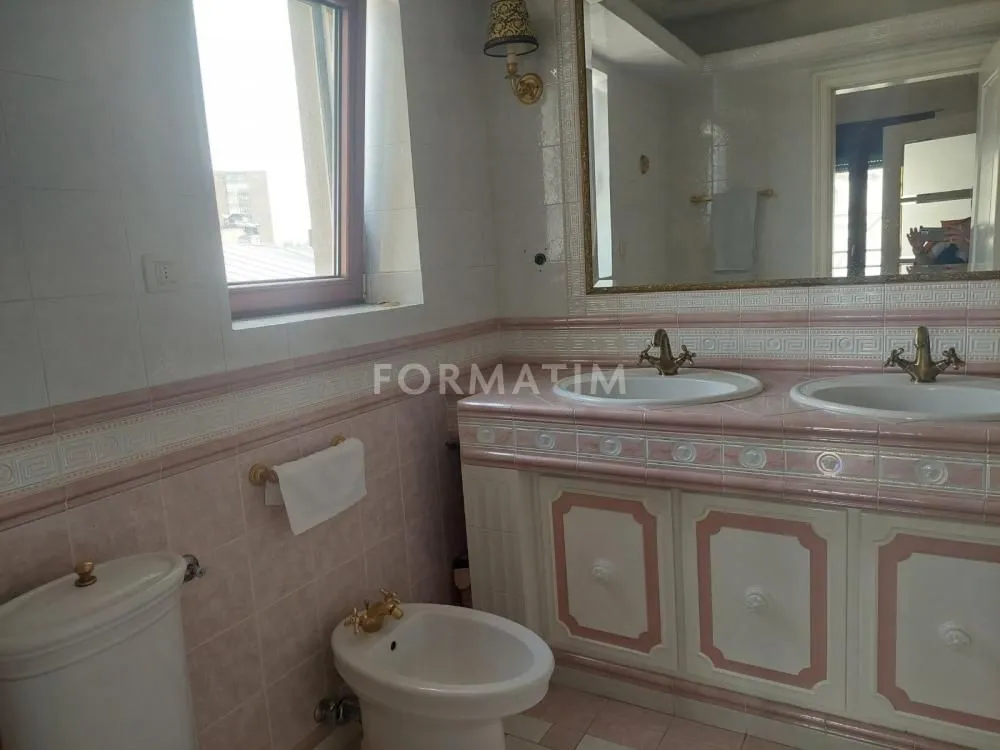 Rent, four bedroom apartment, 160m², Vračar Hram, Vračar Sve Podlokacije