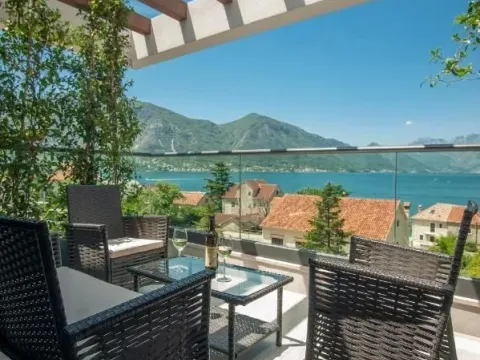 Prodaja, kuća, 210m², Dobrota, Kotor - image 41