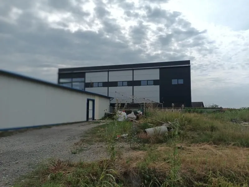 Rent, office space, 650m², Zemun Ugrinovci, Zemun Sve Podlokacije