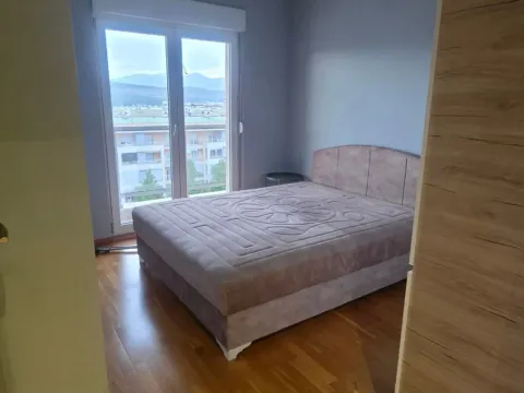 Izdavanje, dvosoban stan, 73m², City Kvart, Podgorica - image 7
