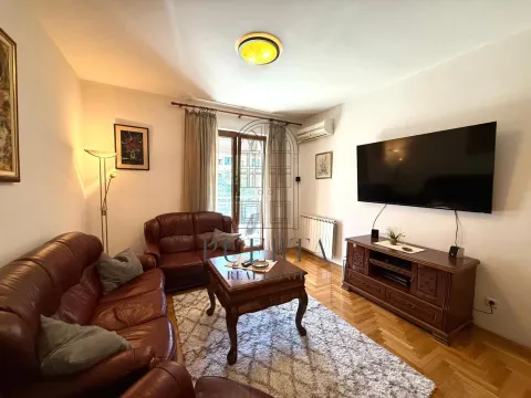 Rent, two bedroom apartment, 75m², Preko Morače, Podgorica - image 2
