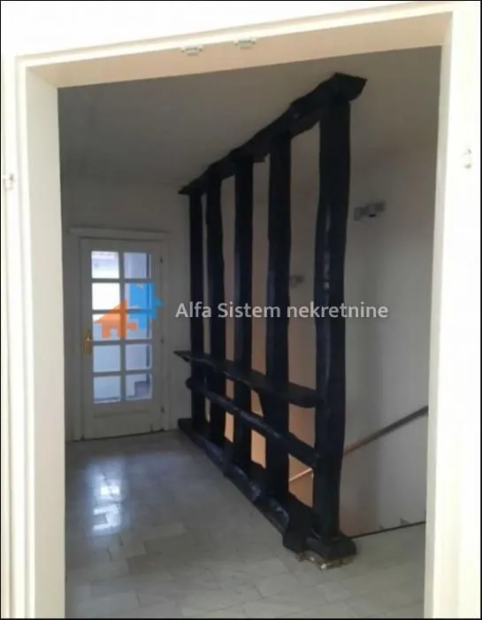 Rent, apartment, 250m², Neimar, Vračar Sve Podlokacije