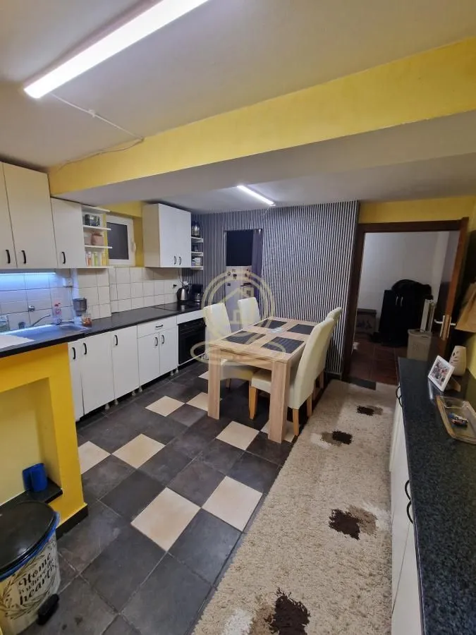Sale, office space, 69m², Adamovićevo Naselje, Novi Sad Sve Podlokacije