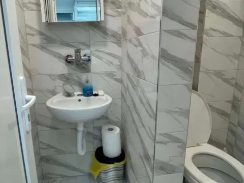 Izdavanje, poslovni prostor, 22m², Grbavica, Novi Sad Sve Podlokacije - image 8