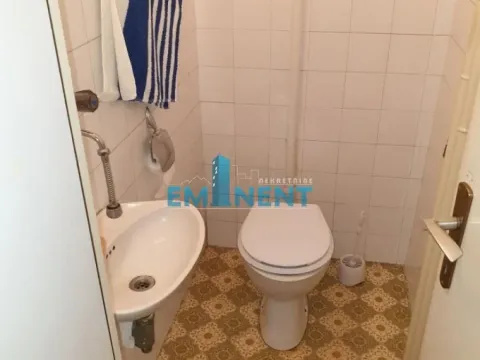 Izdavanje, trosoban stan, 84m², Zemun Centar, Zemun Sve Podlokacije - image 9