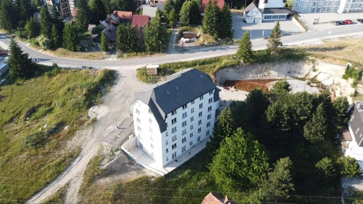 Prodaja, dvosoban stan, 39m², Kraljevi Čardaci, Kopaonik