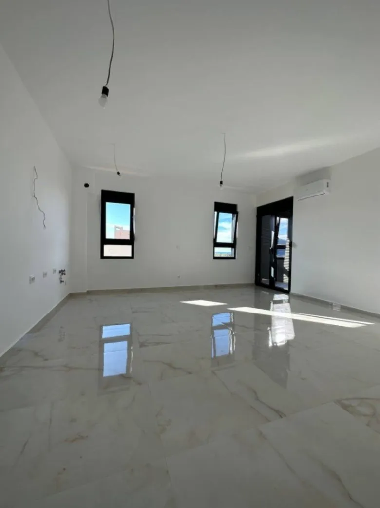 Sale, two bedroom apartment, 69m², Čeluga, Bar