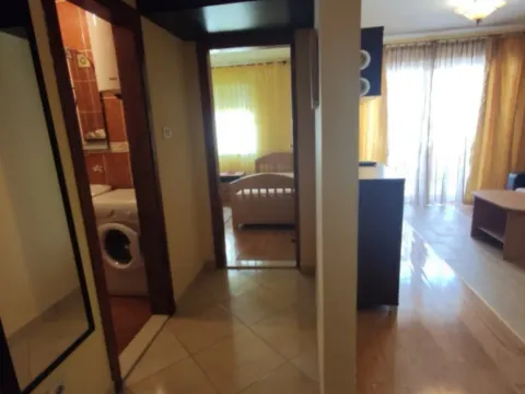 Izdavanje, jednosoban stan, 43m², Bečići, Budva - image 8