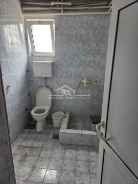Izdavanje, poslovni prostor, 555m², Šimanovci, Pećinci - image 17