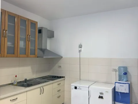 Izdavanje, trosoban stan, 75m², City Kvart, Podgorica - image 3